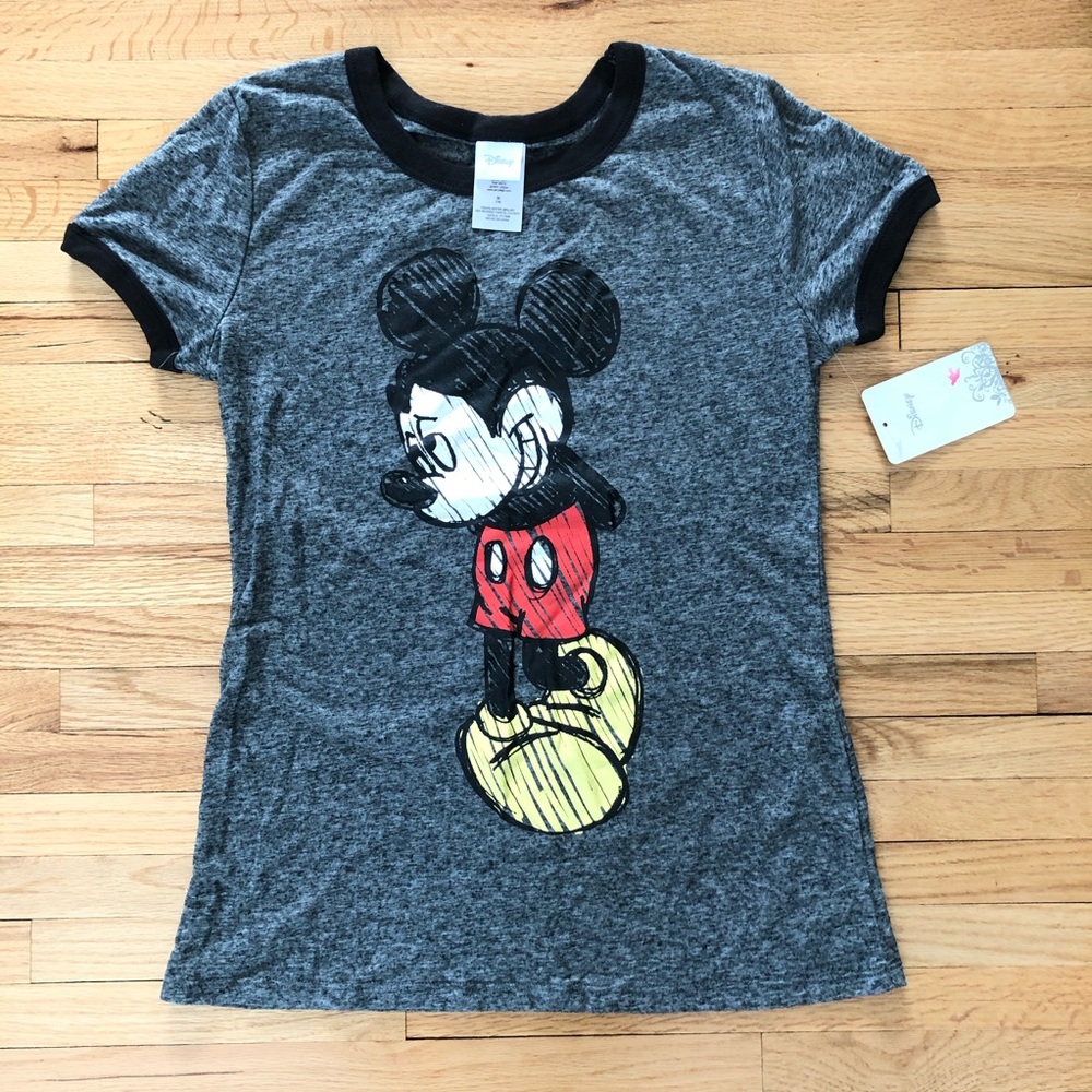Disney Mickey Mouse tee size m (7/9)